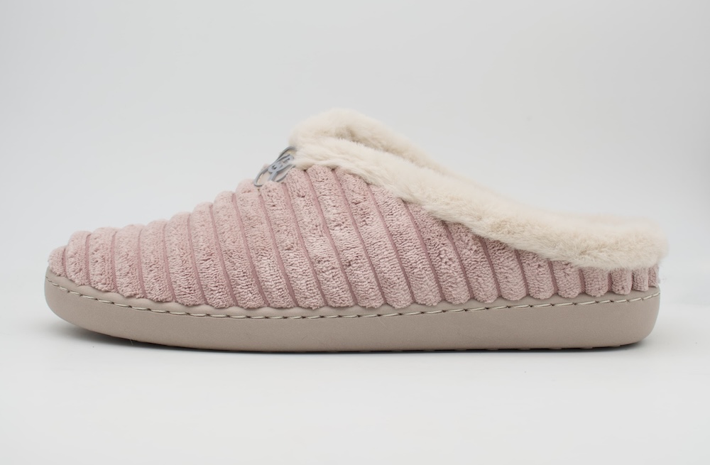 Zapatillas casa de color lila Gema García
