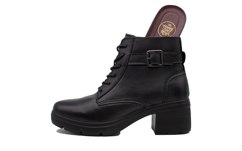 Botines de piel negra de cordones en el empeine y tacón