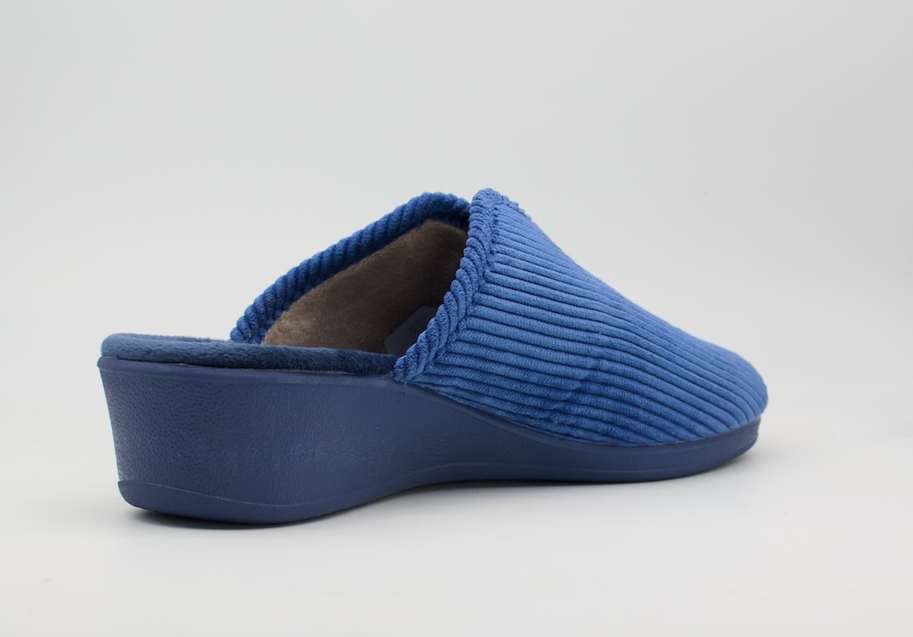 Zapatillas de casa de pana azul jeans