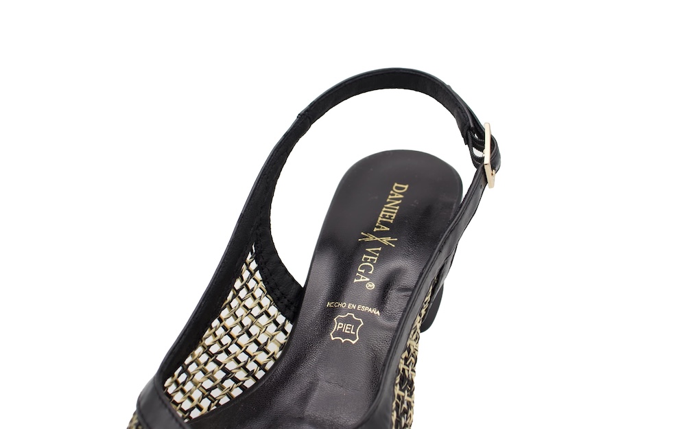 Zapato Destalonado de Rejilla Negro y Oro - Daniela Vega | Tacón Cómodo Fiesta