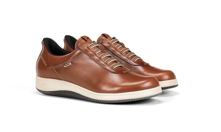 Zapatos Fluchos color cuero modelo F2335