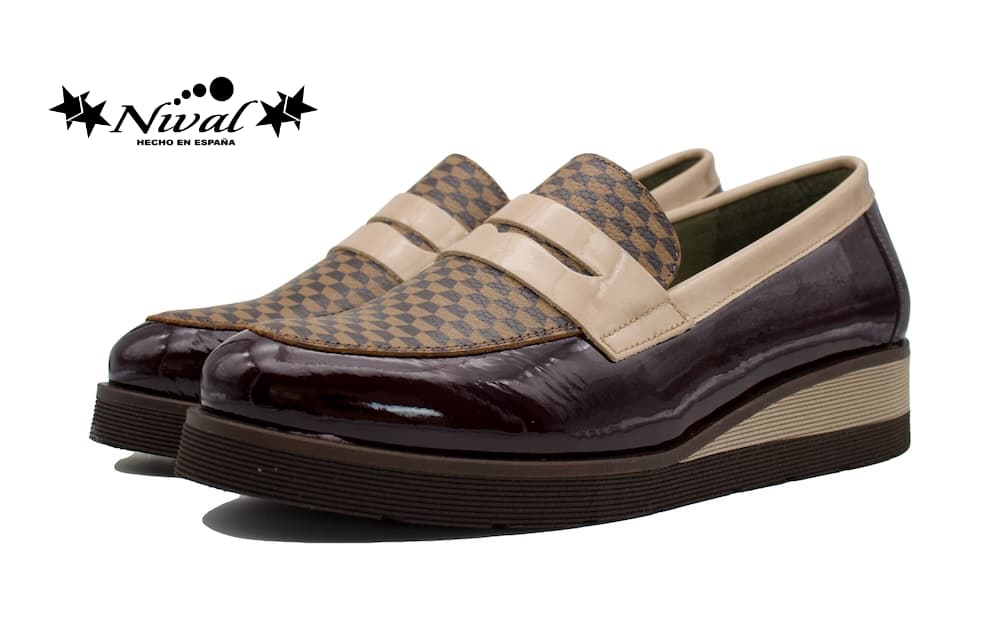 Mocasines originales de Nival Woman color marrón chocolate