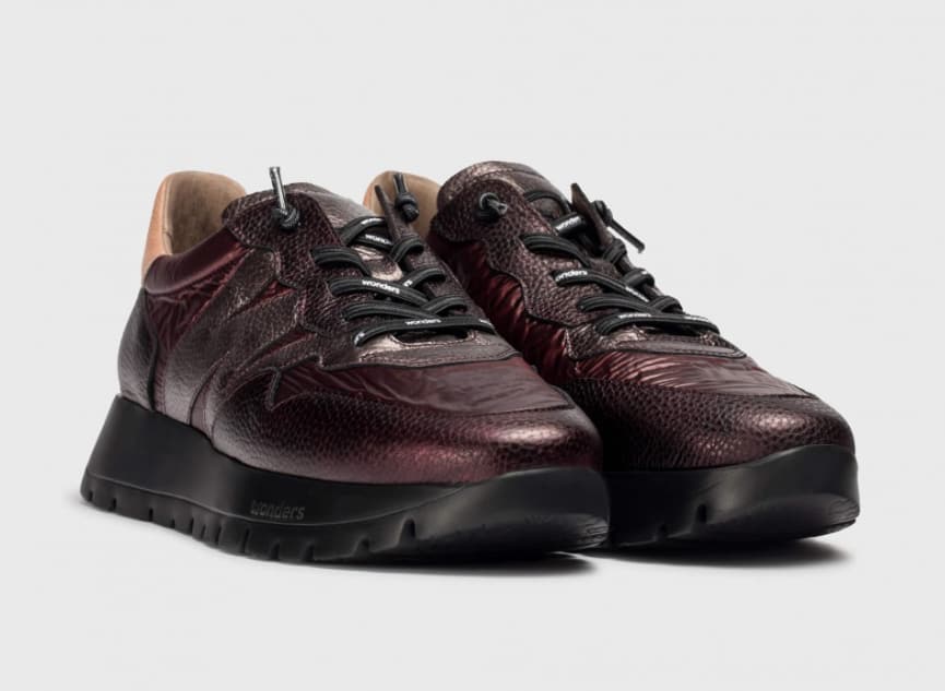 Sneakers burdeos Wonders
