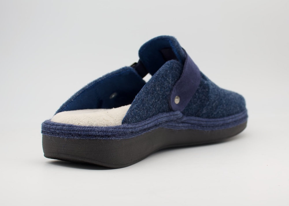 Zapatillas de casa Salvi de tejido de paño azul
