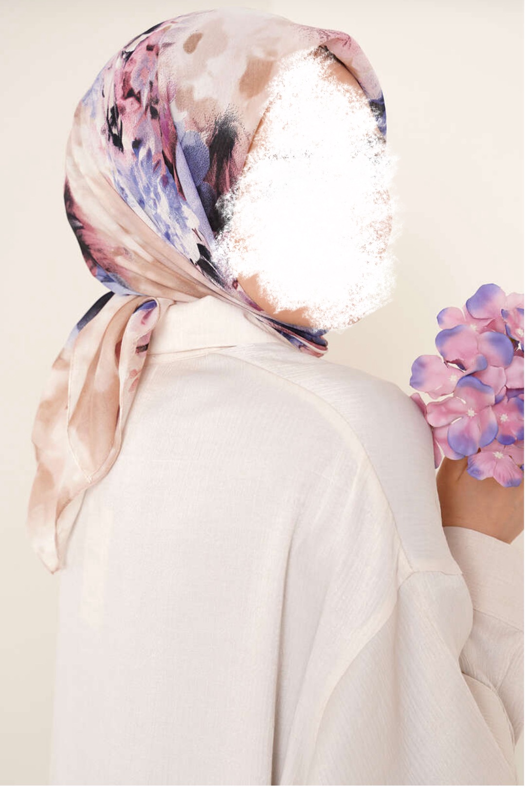 Hijab carré cousu main rose pâle