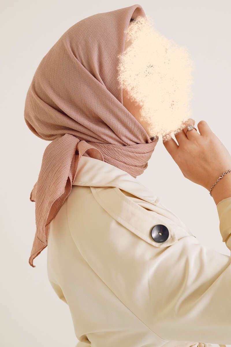 Hijab carré en vison rose pâle