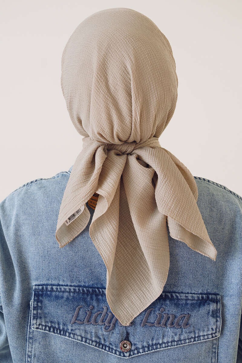 Hijab carré en vison beige 