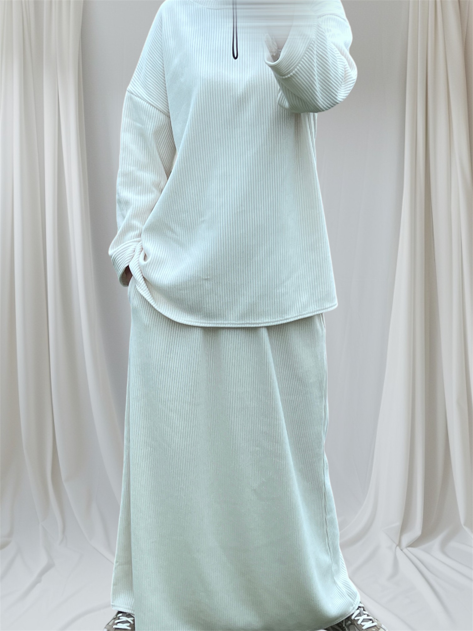 Ensemble KHERA avec jupe crème