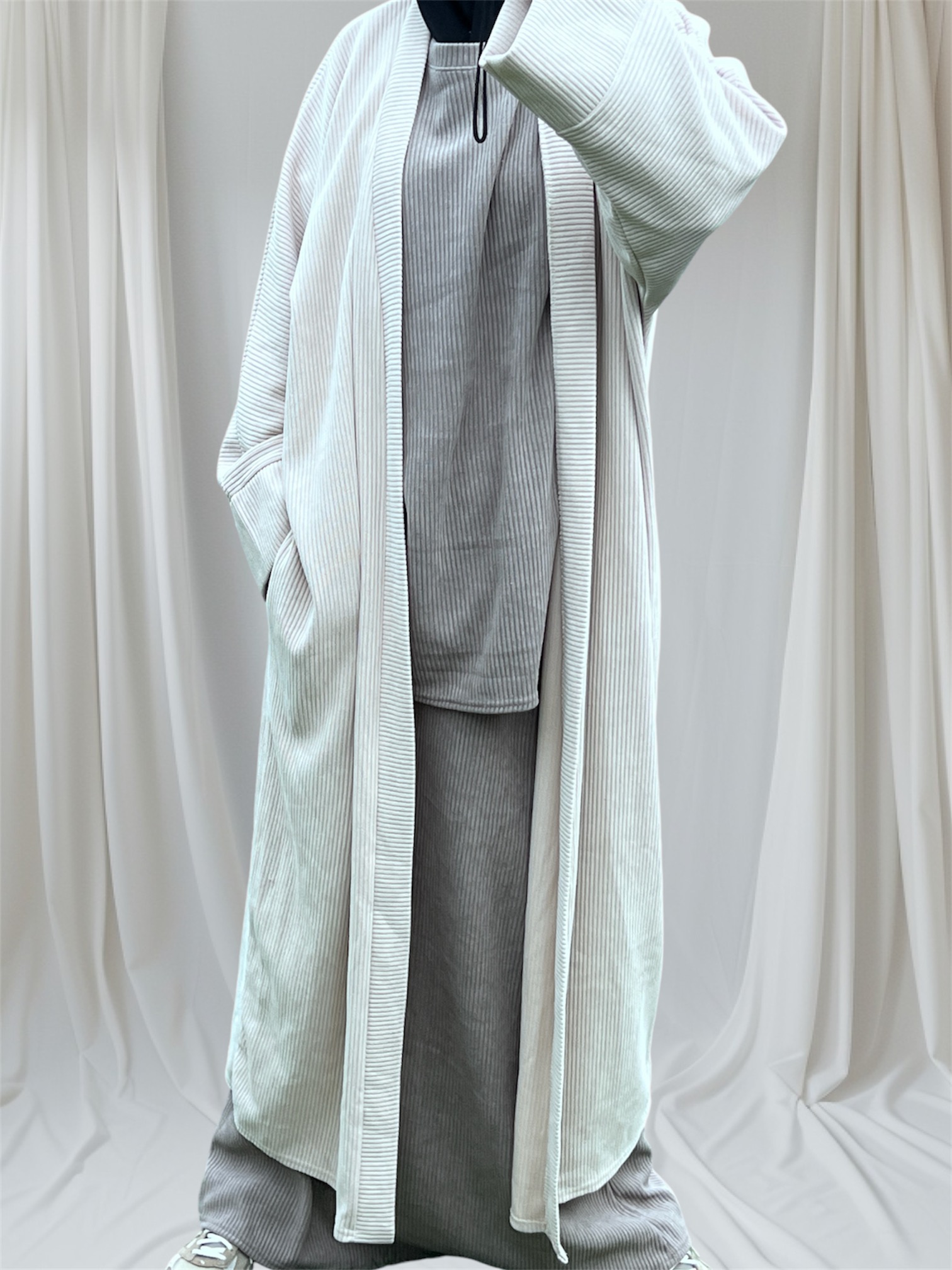 Ensemble KHERA avec jupe taupe 