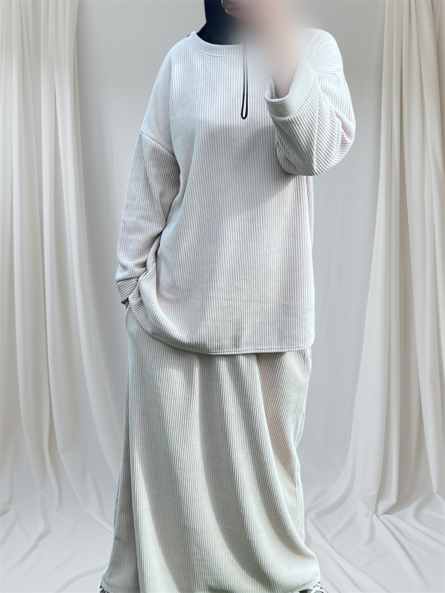 Ensemble KHERA avec jupe beige