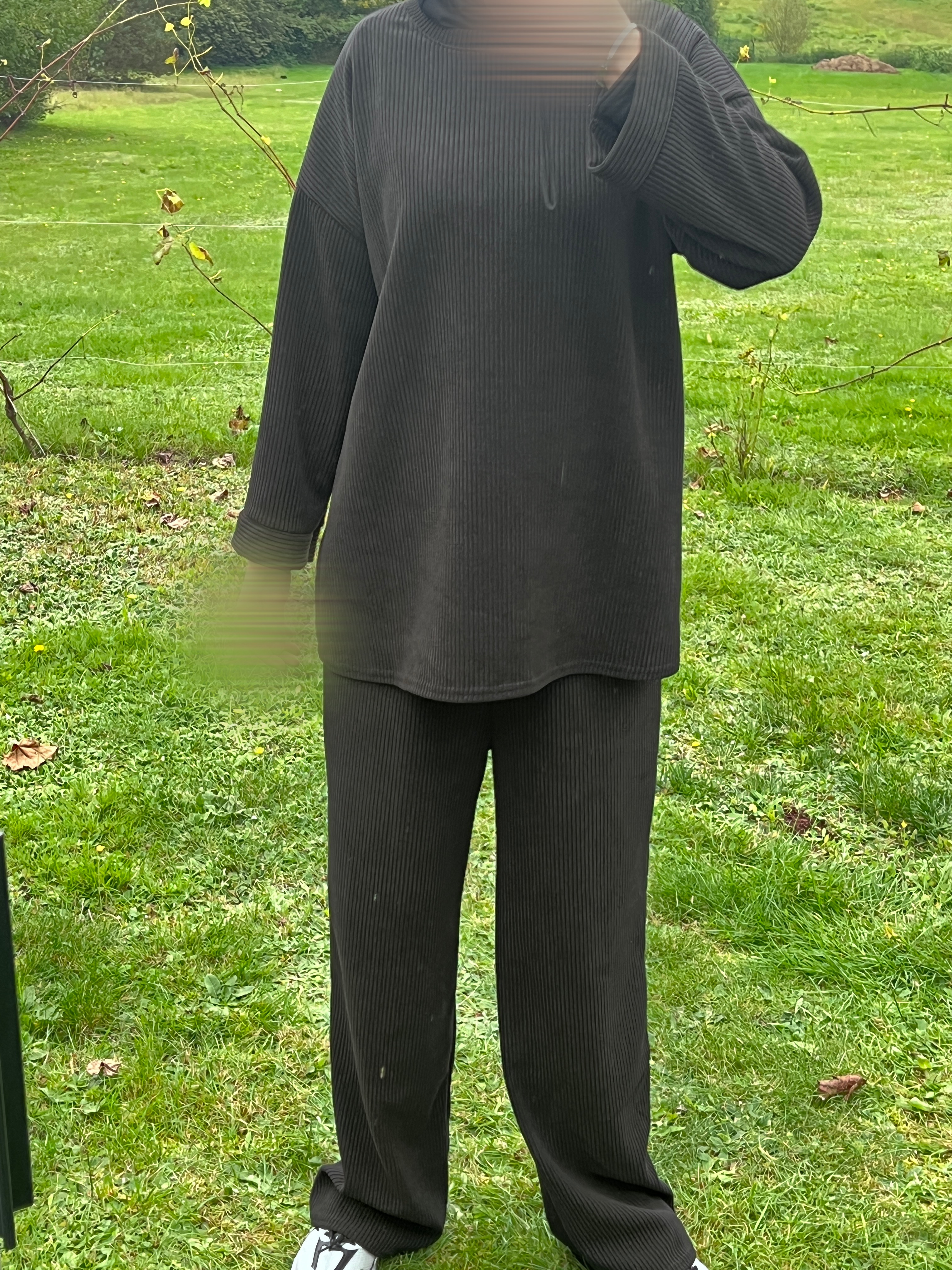 Ensemble KHERA noir 🍂