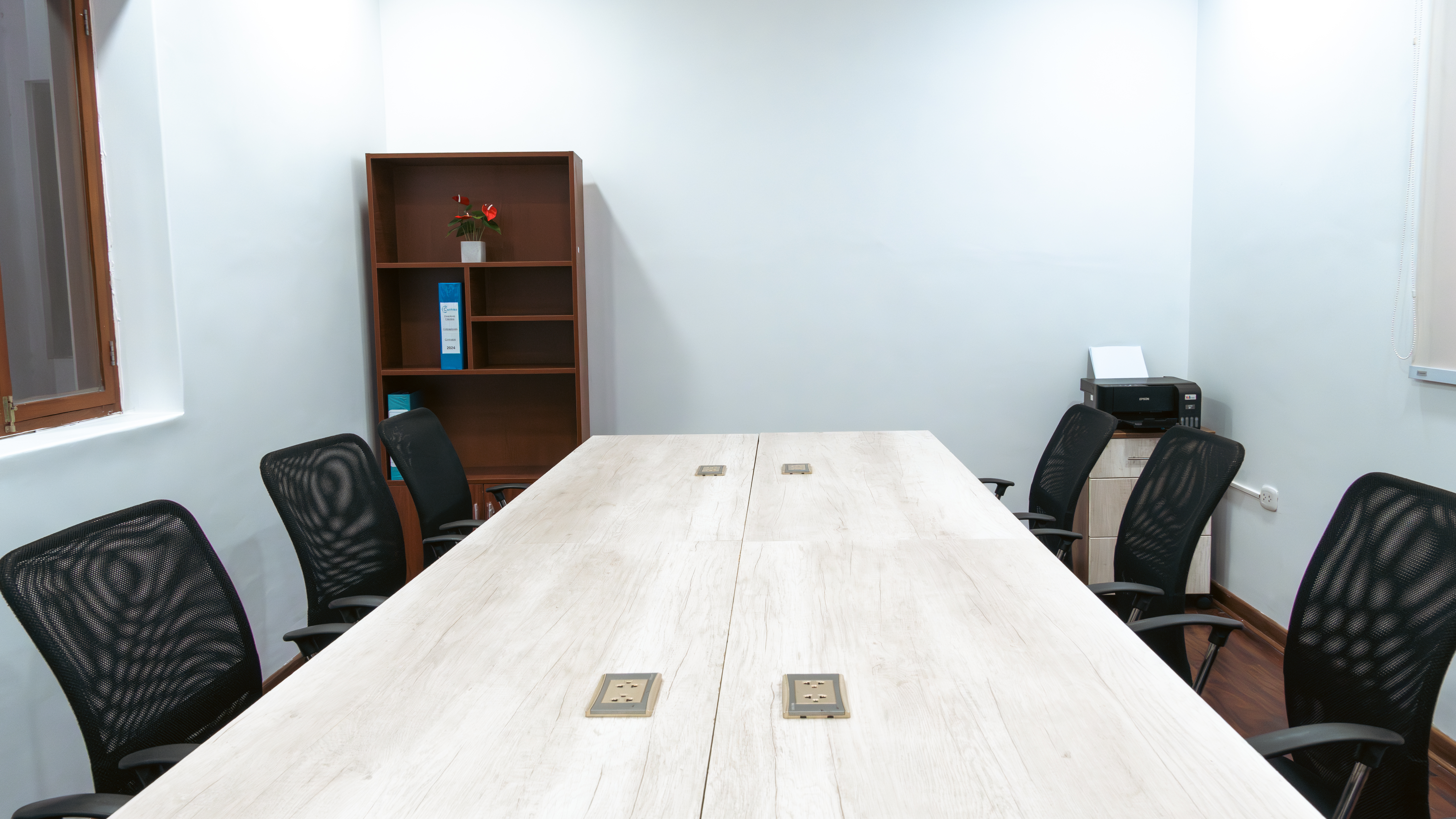 COMMUNITY ROOM