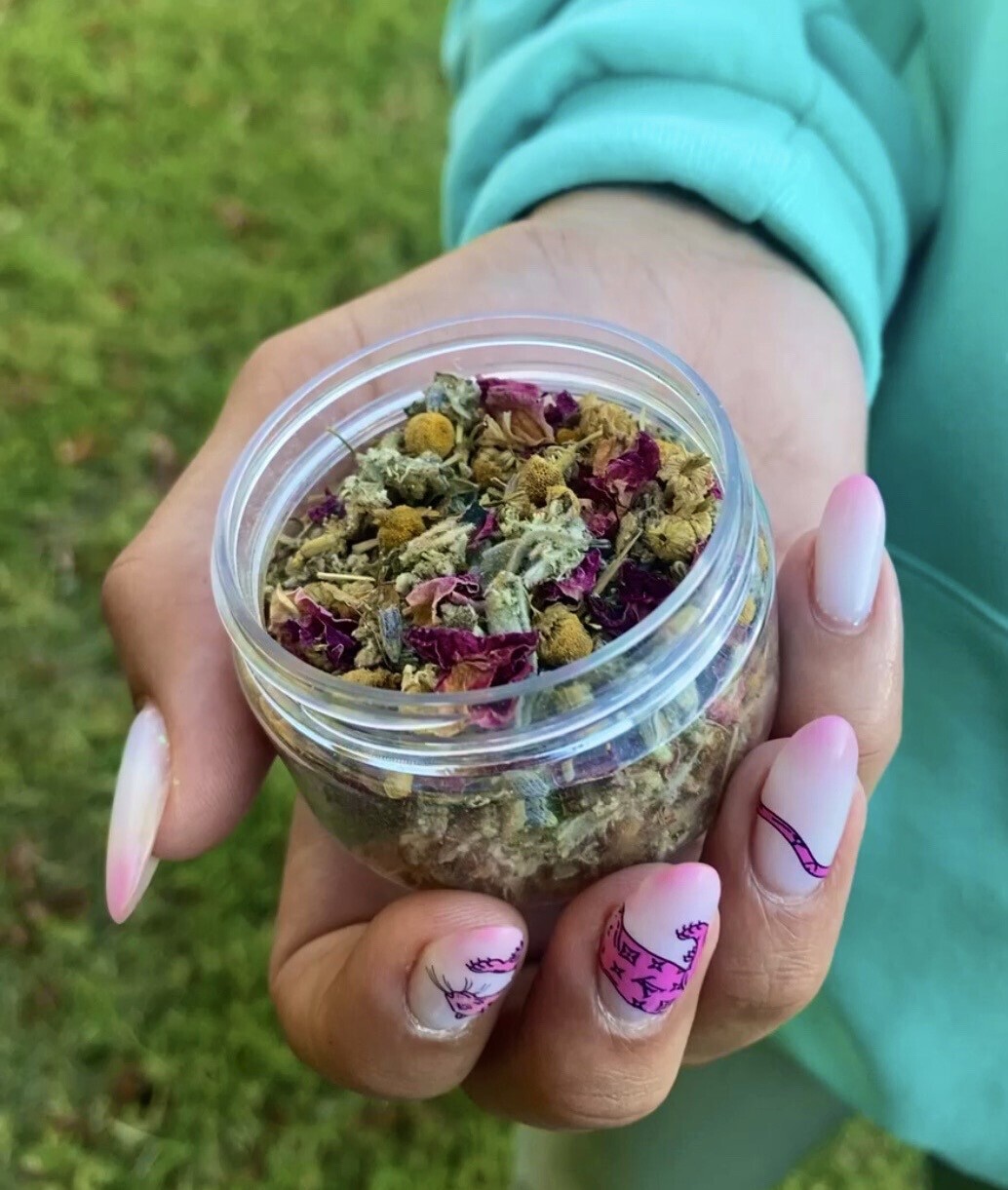 "Chill Vibes" Organic Herbal Smoke Blend