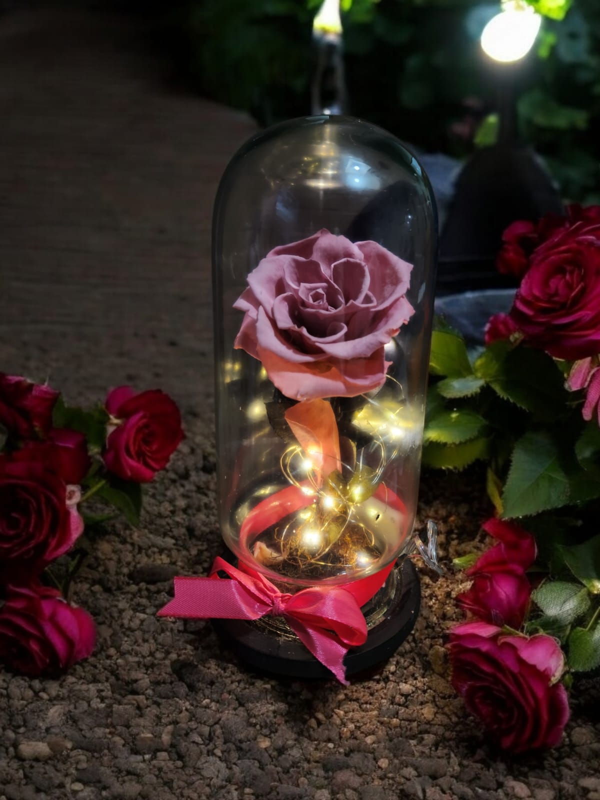 Flor eterna natural palo de rosa luces calidas