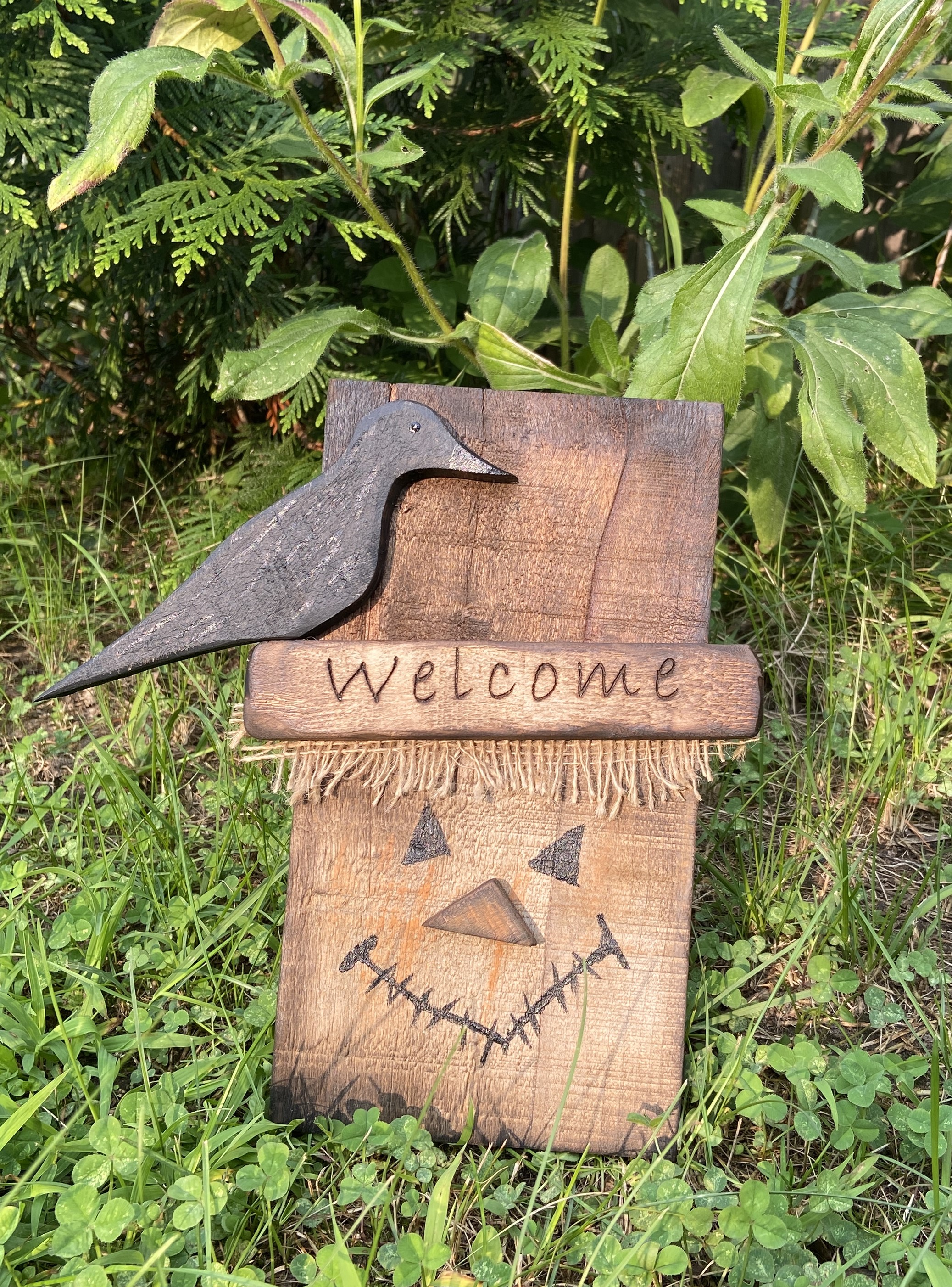 Wood Fall Halloween Scarecrow