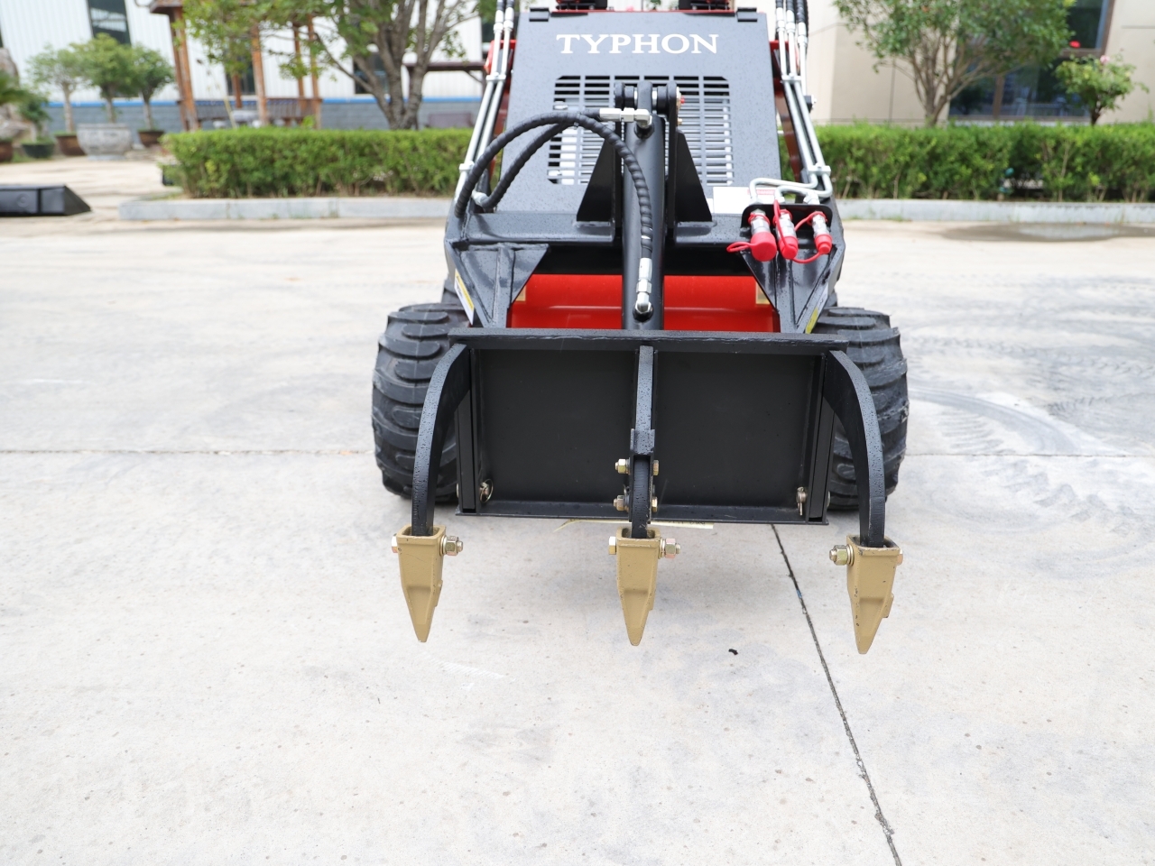 Skid Steer Loader Ripper Attachment USA - Heavy-Duty Soil Tiller for Land Prep and Excavation