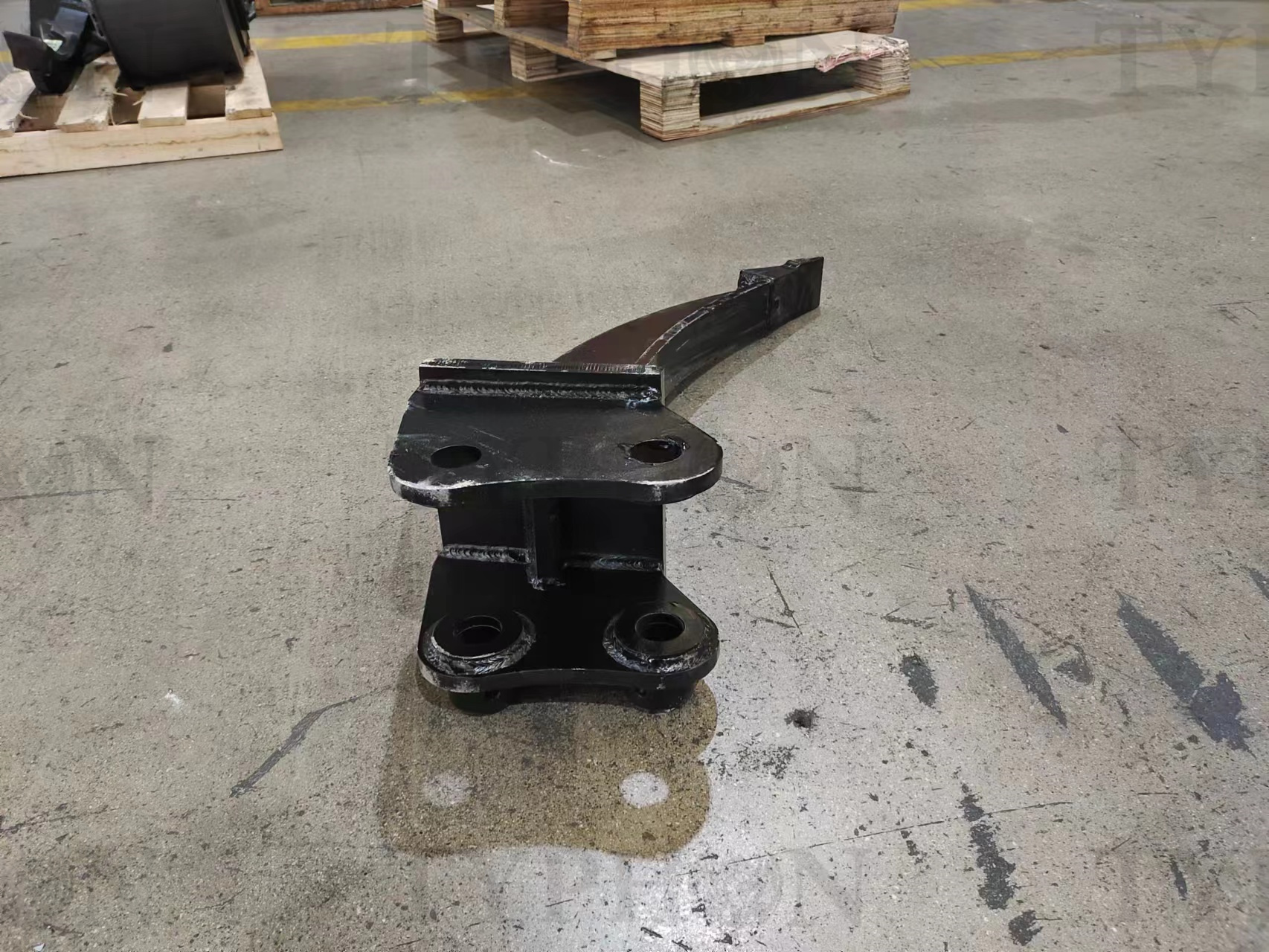 2.5 Ton Mini Excavator Single Shank Ripper Attachment | TYPHON Digger Accessory