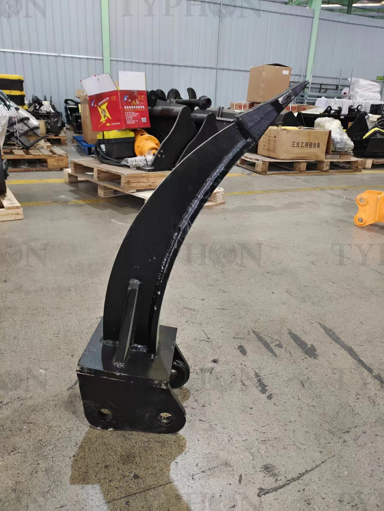 2.5 Ton Mini Excavator Single Shank Ripper Attachment | TYPHON Digger Accessory