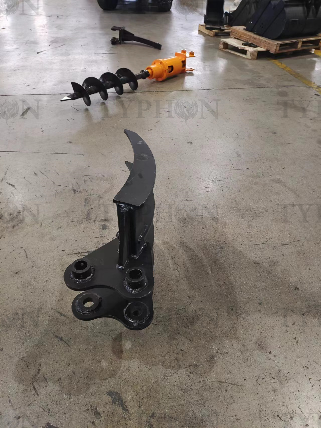Mini Excavator Rake 22'' Attachment | TYPHON Accessory for 2-3.5 Ton Diggers