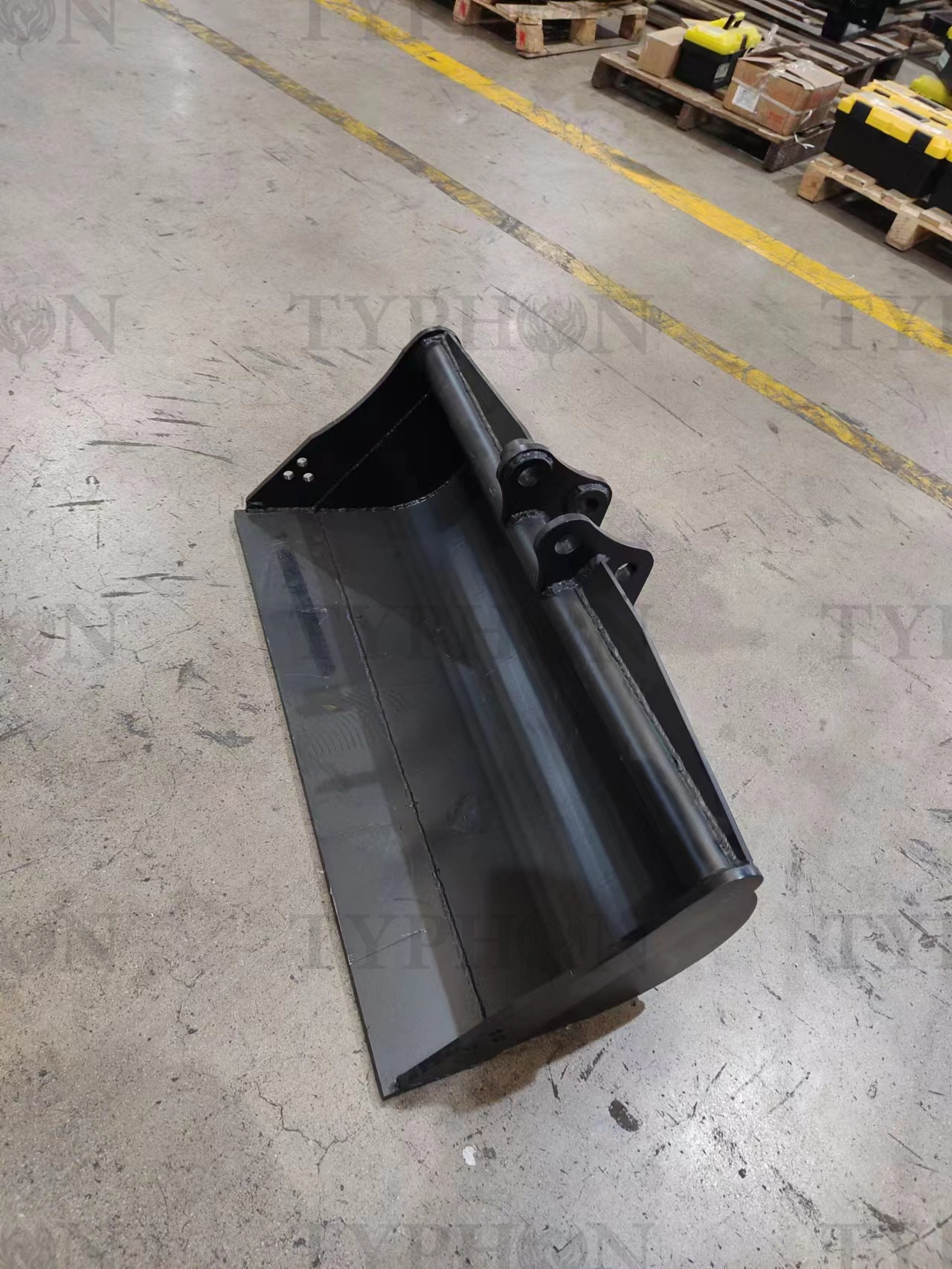 2.5 Ton Mini Excavator Attachment Plain Bucket 800mm 31" Mud Bucket
