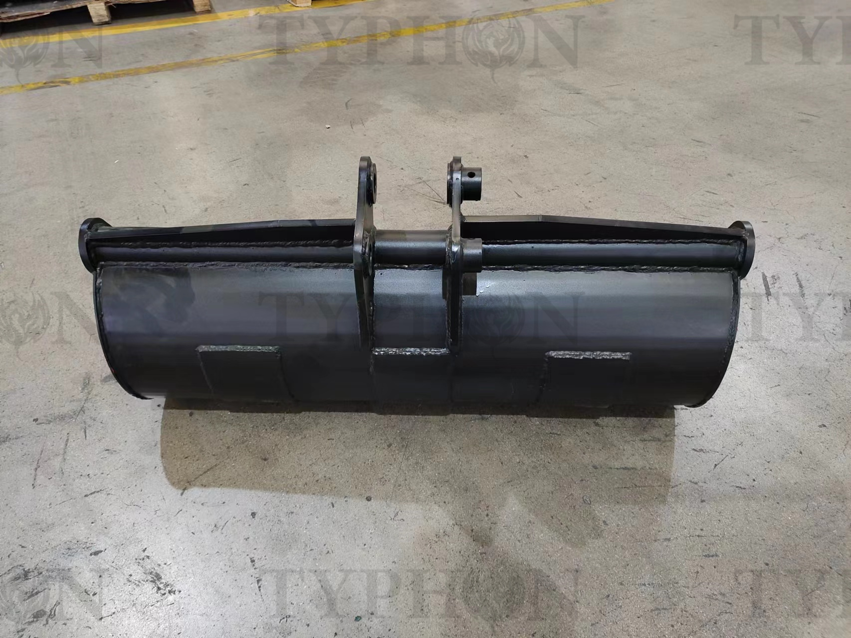 2.5 Ton Mini Excavator Attachment Plain Bucket 800mm 31" Mud Bucket