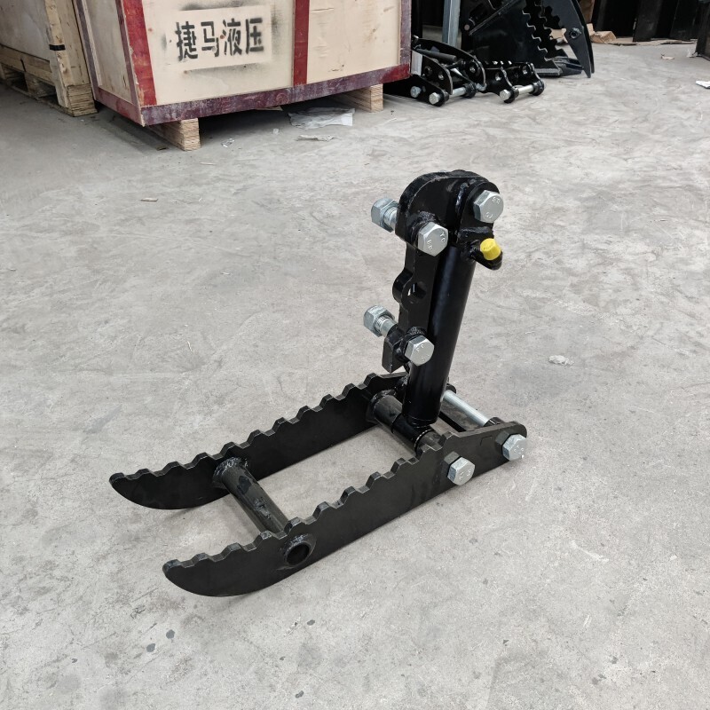 Mini Excavator Hydraulic Thumb Clip - Robust & Reliable Attachment USA