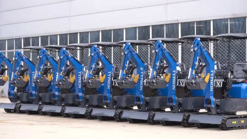 TYPHON TERROR XI STORM Mini Excavator – 1.1 Ton Trench Digger with Boom Swing, Hydraulic Thumb Clip, Bucket