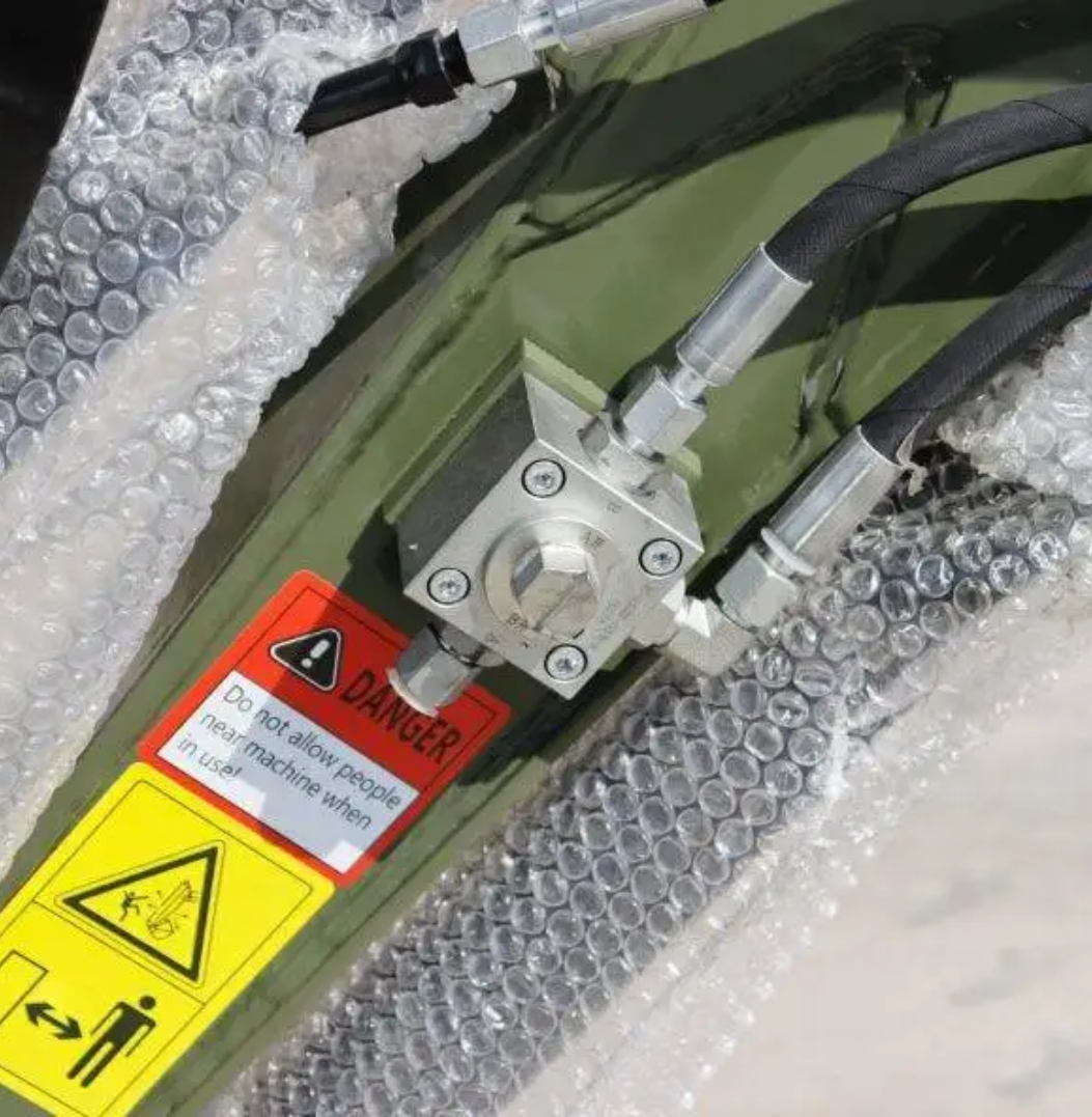 TYPHON TERROR XIII Mini Excavator – 1.3 Ton Trench Digger with Canopy, Hydraulic Thumb Clip, 13.5hp B&S Engine USA