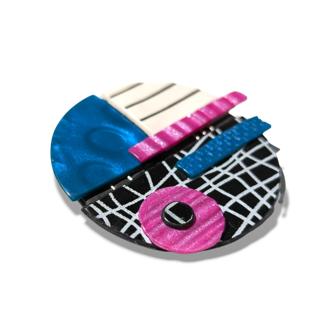 geometric brooch - pink & blue circle