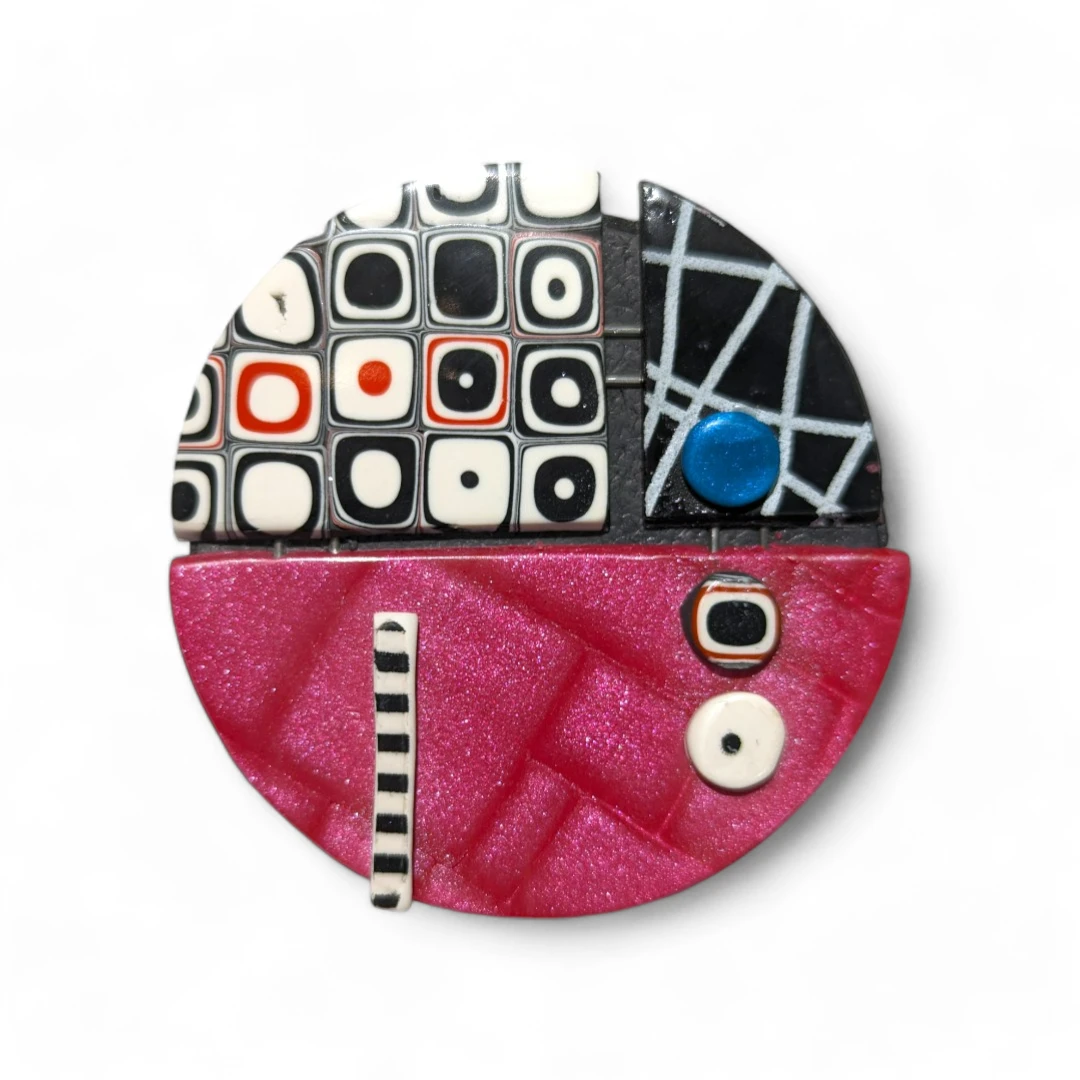 geometric brooch - red & dots circle