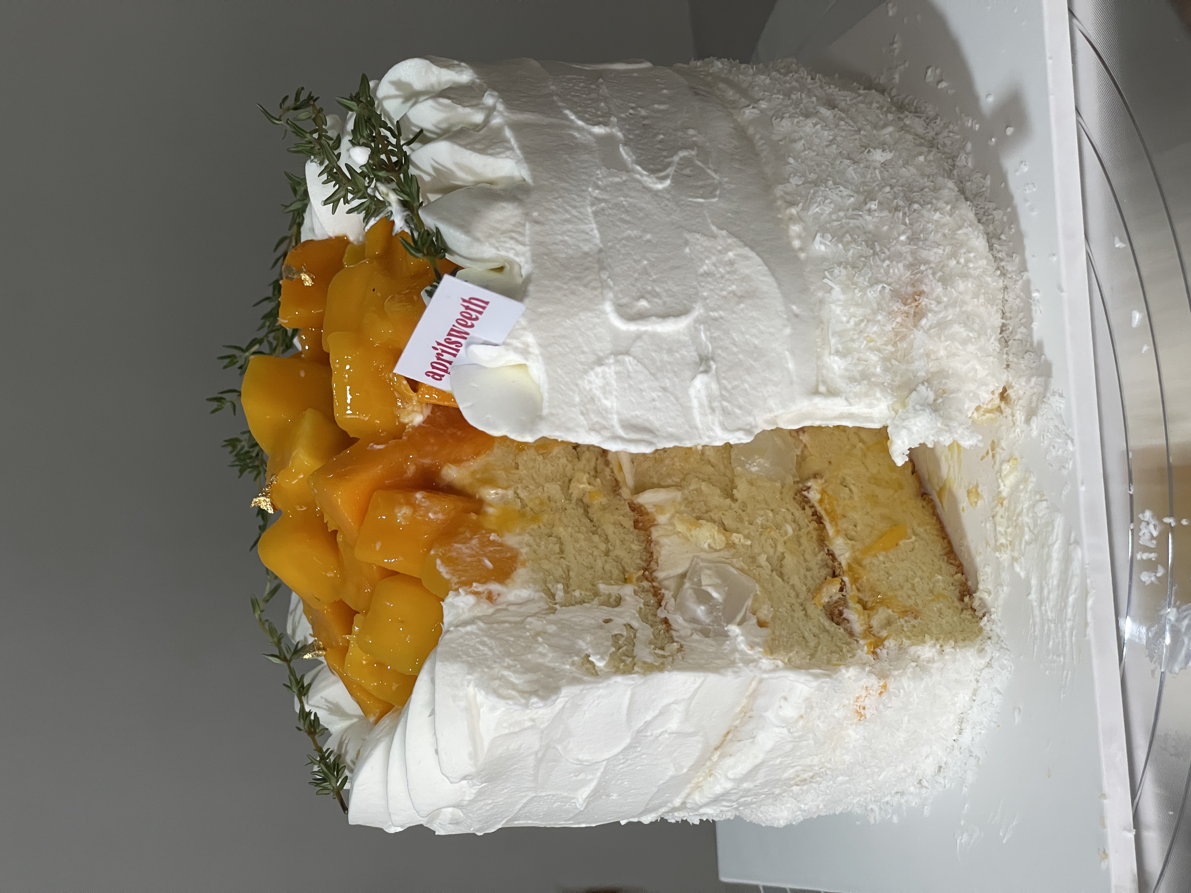 Tropical Island Cake