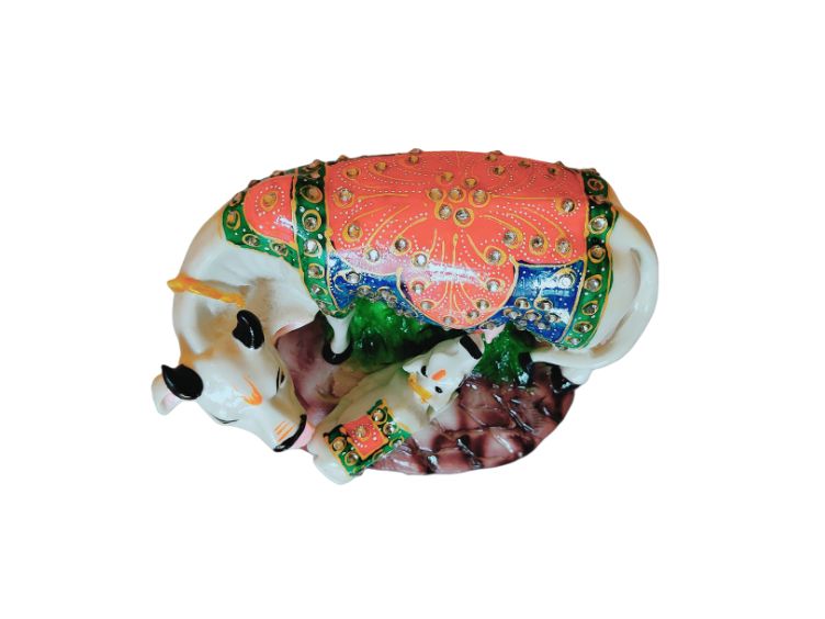 Decorative Cow Statue, 5 Inches Tall, Polyresin Material, White