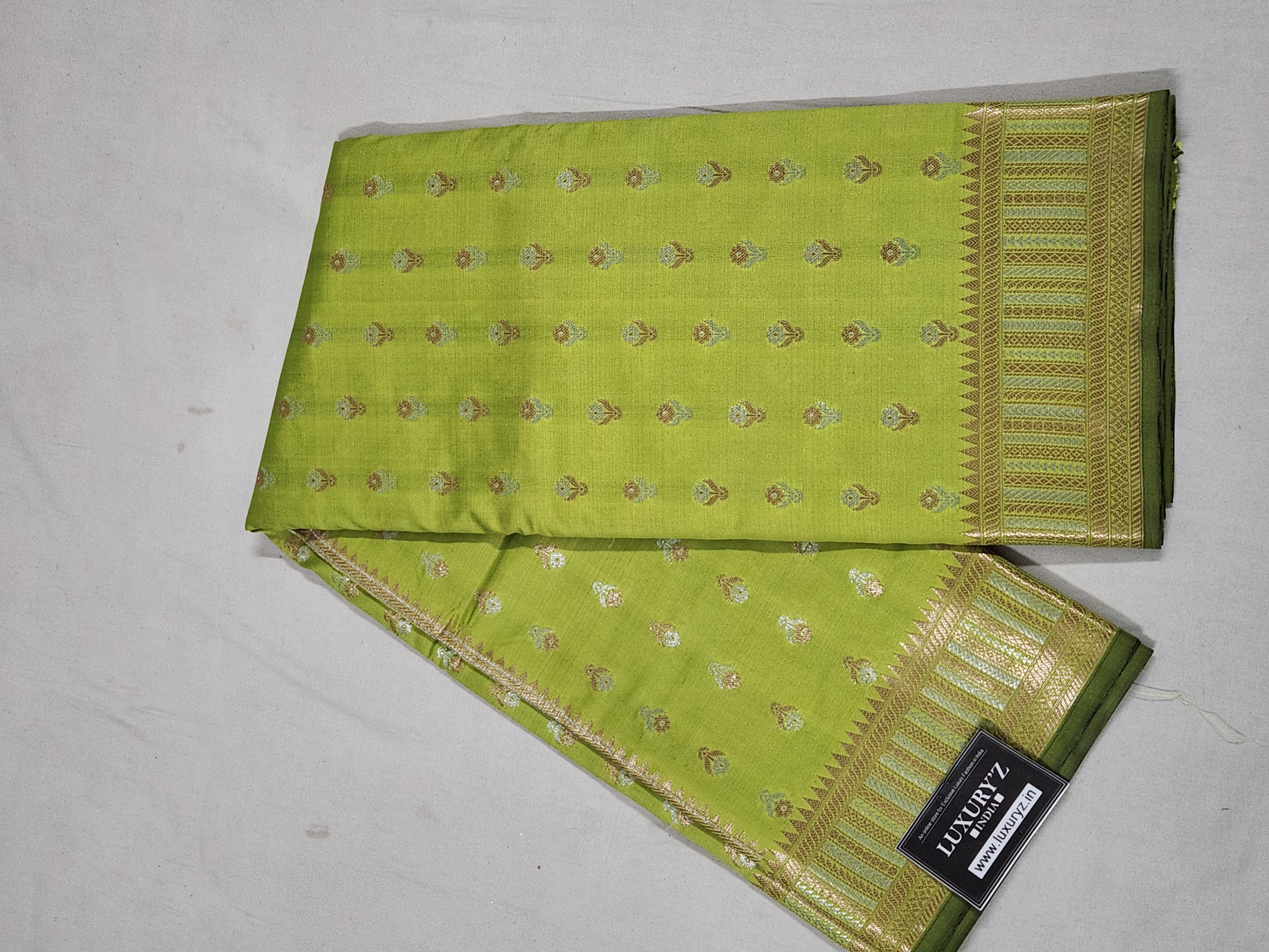YELLOWISH GREEN BANARASI KATAN SILK SAREE WITH DESIGNER WEAVING BLOUSE