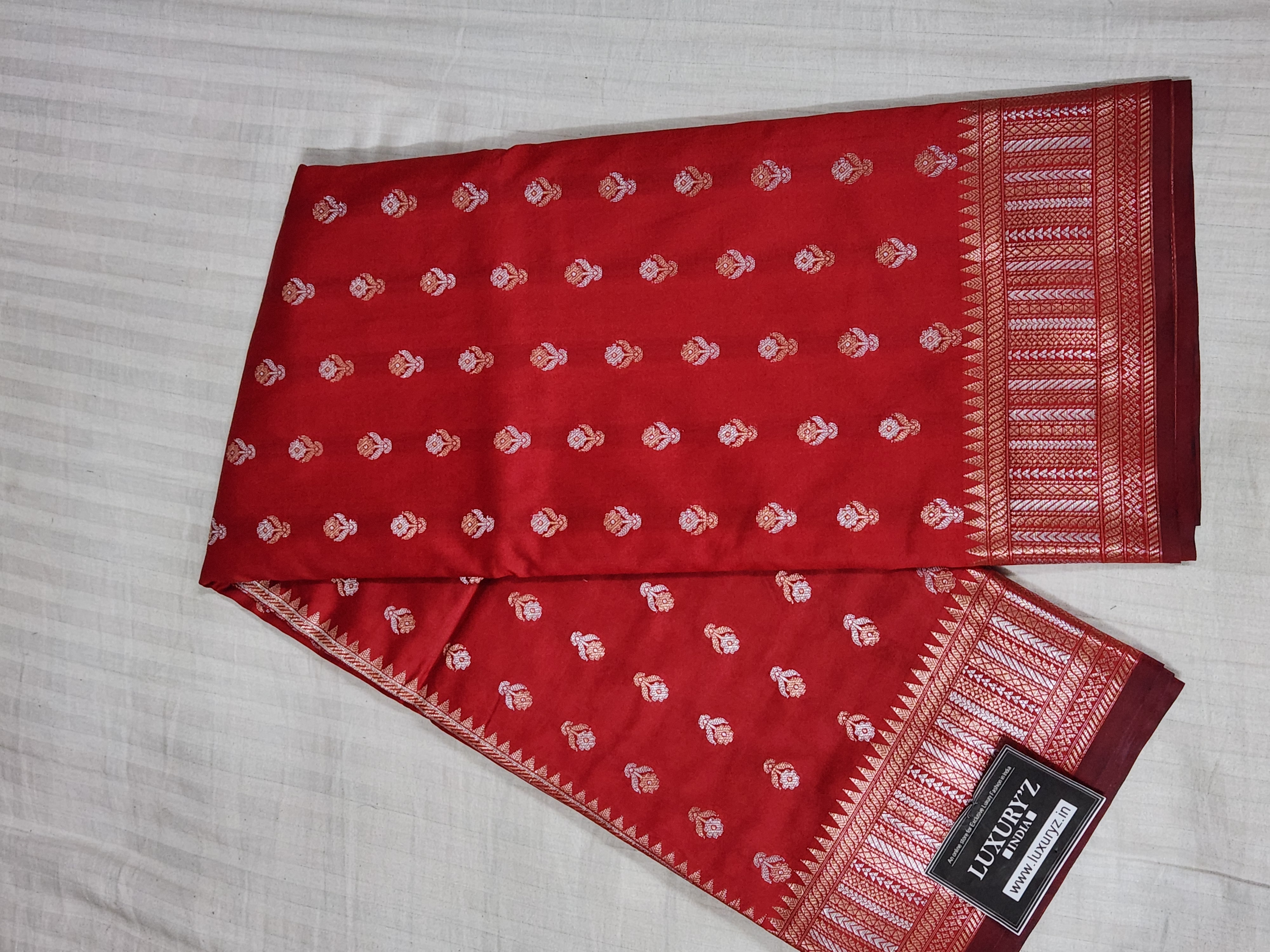 VERMILLION RED BANARASI KATAN SILK SAREE WITH DESIGNER WEAVING BLOUSE