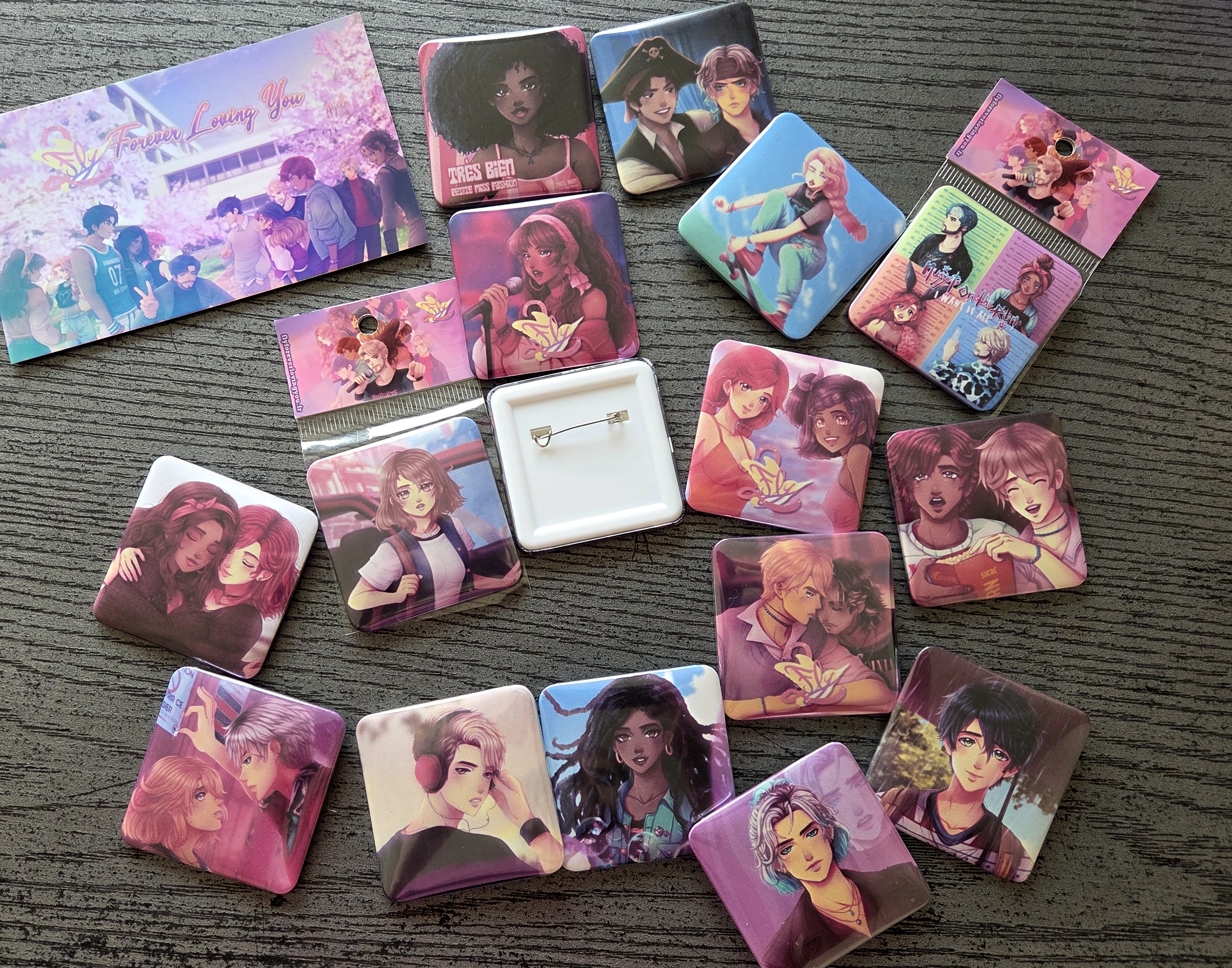 BADGES CARRÉ PERSONNALISABLE FLY : FOREVER LOVING YOU