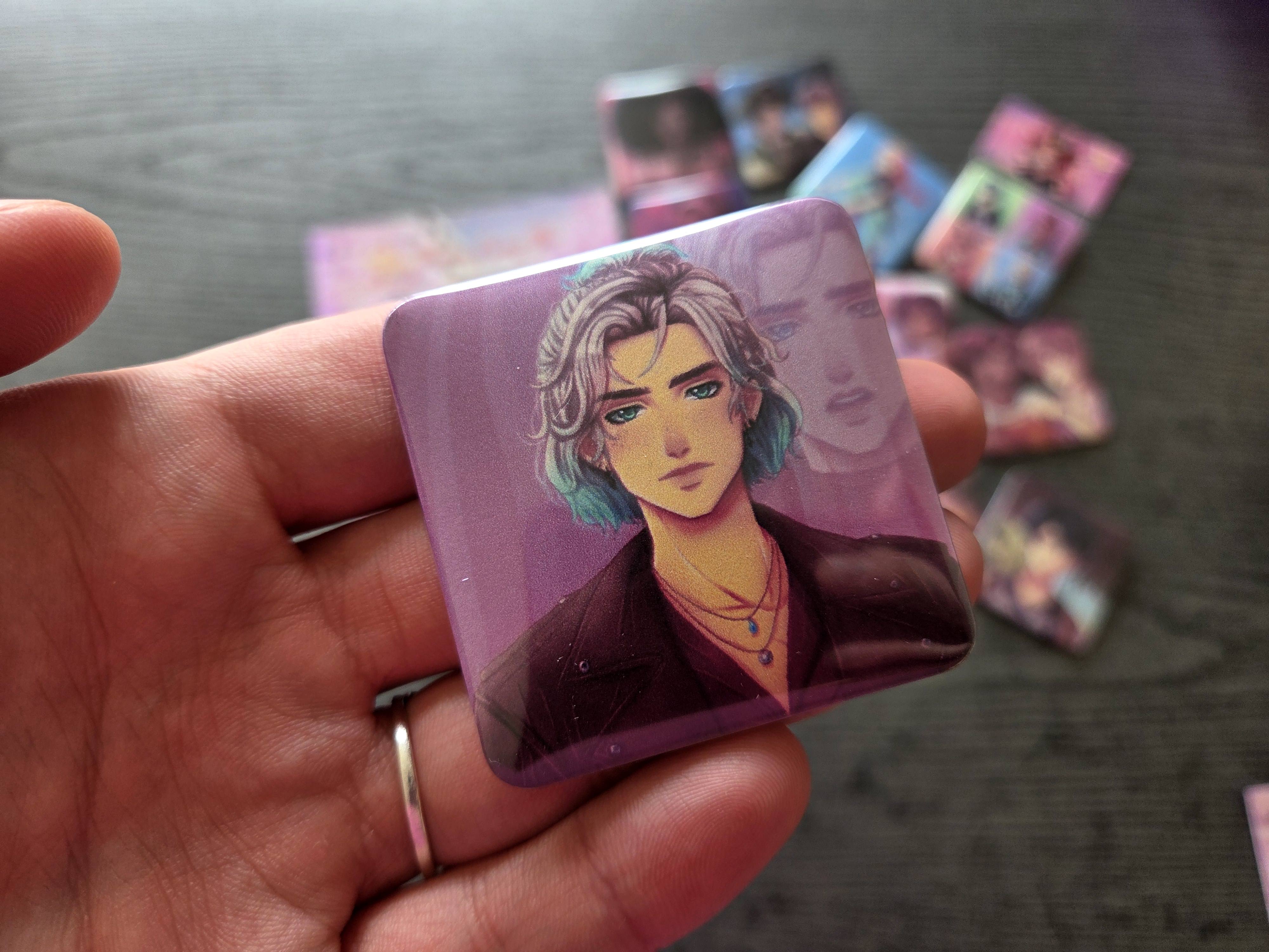 BADGES CARRÉ PERSONNALISABLE FLY : FOREVER LOVING YOU