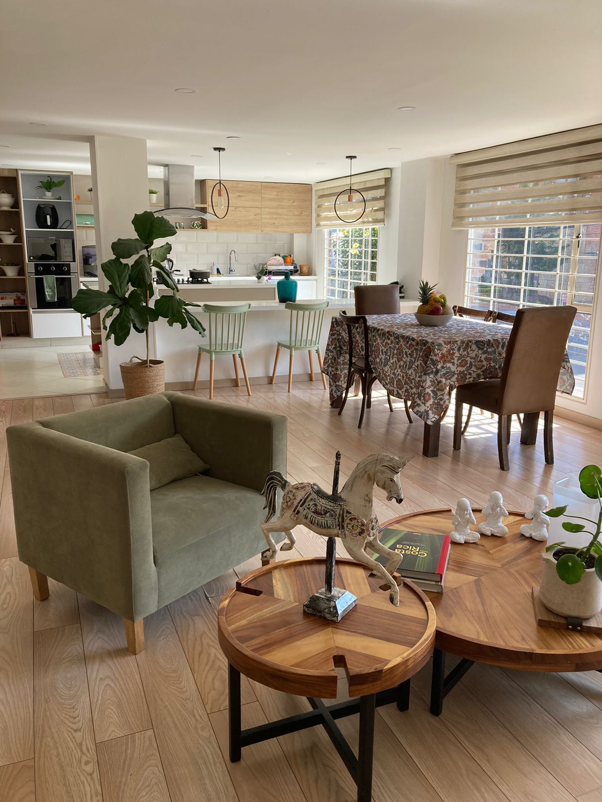 Casa en Santa Bárbara en conjunto cerrado CO$1.050.000.000