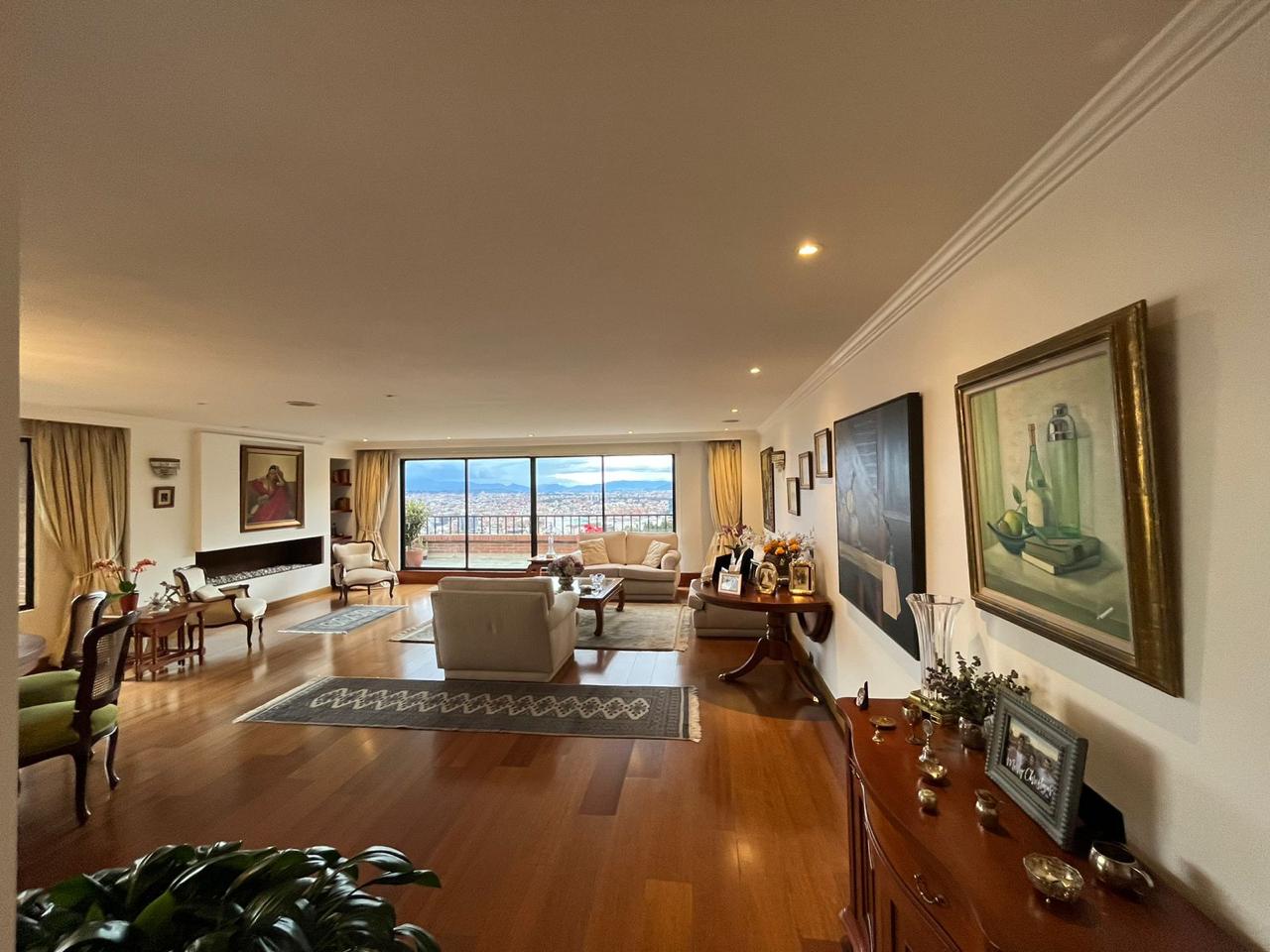 Apartamento con vista de 360° en Chicó alto CO$1.800.000.000