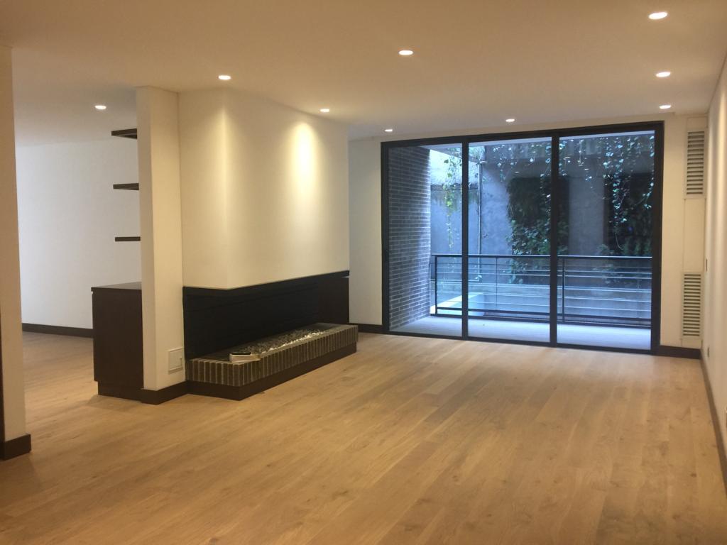 Club house amplio para arriendo en el refugio CO$16.000.000