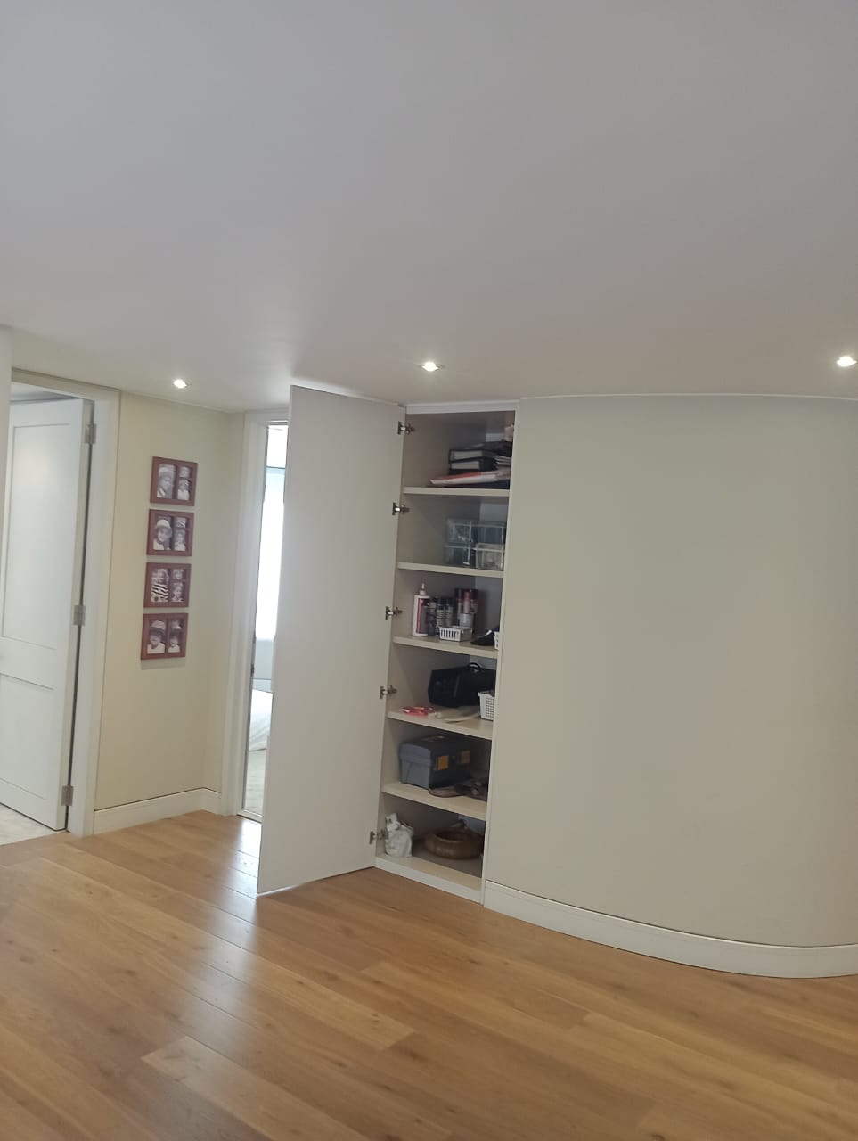 Hermoso apartamento en Rosales totalmente remodelado CO$3.000.000.000