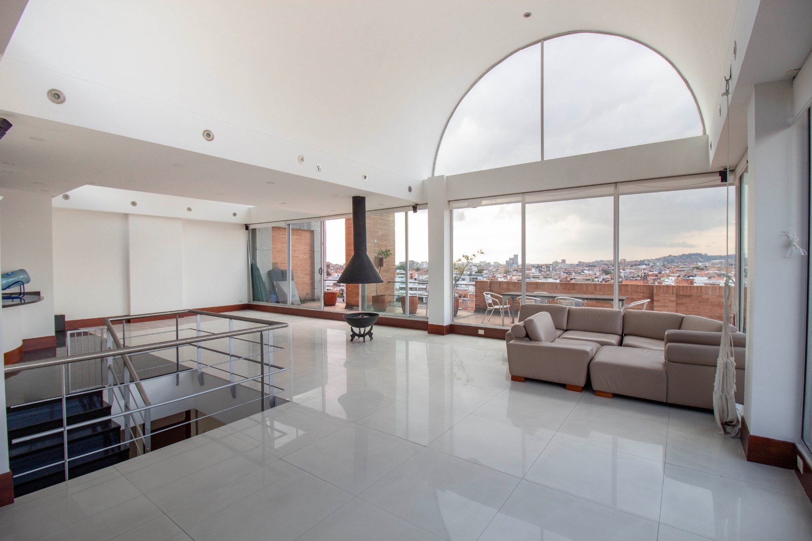 Penthouse en venta en la calle 115 con 9 en Bogotá CO$2.800.000.000