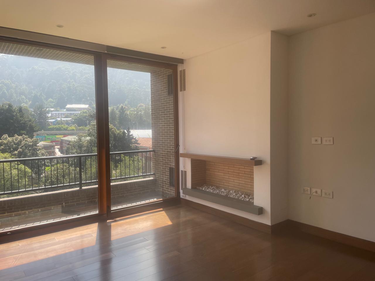 Apartamento Moderno - Club House en barrio Rosales de Bogotá CO$8.800.000