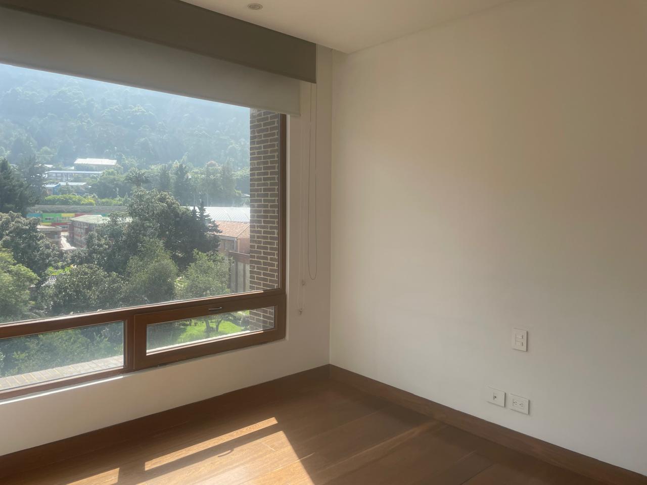 Apartamento Moderno - Club House en barrio Rosales de Bogotá CO$8.800.000