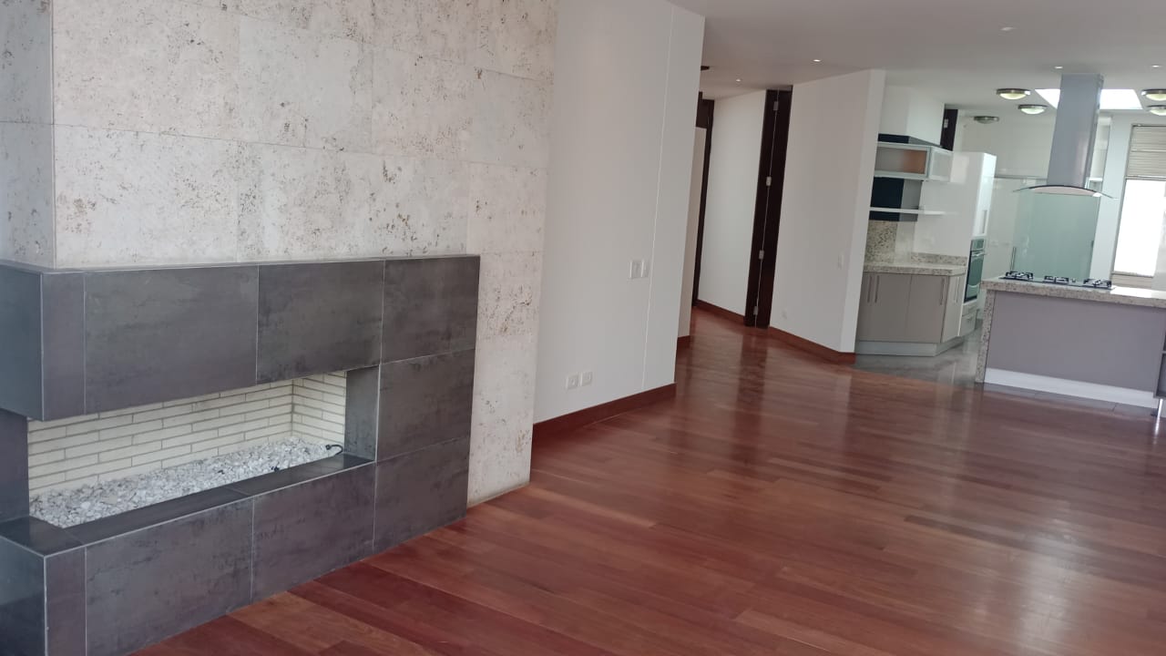 Apartamento en arriendo barrio Chicó de Bogotá CO$14.300.000