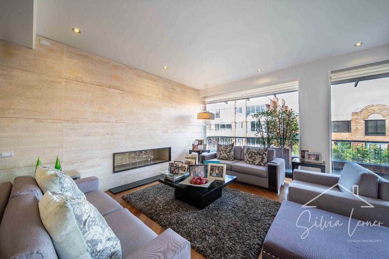 Pent House en venta en barrio Chicó Navarra de Bogotá CO$2.950.000.000