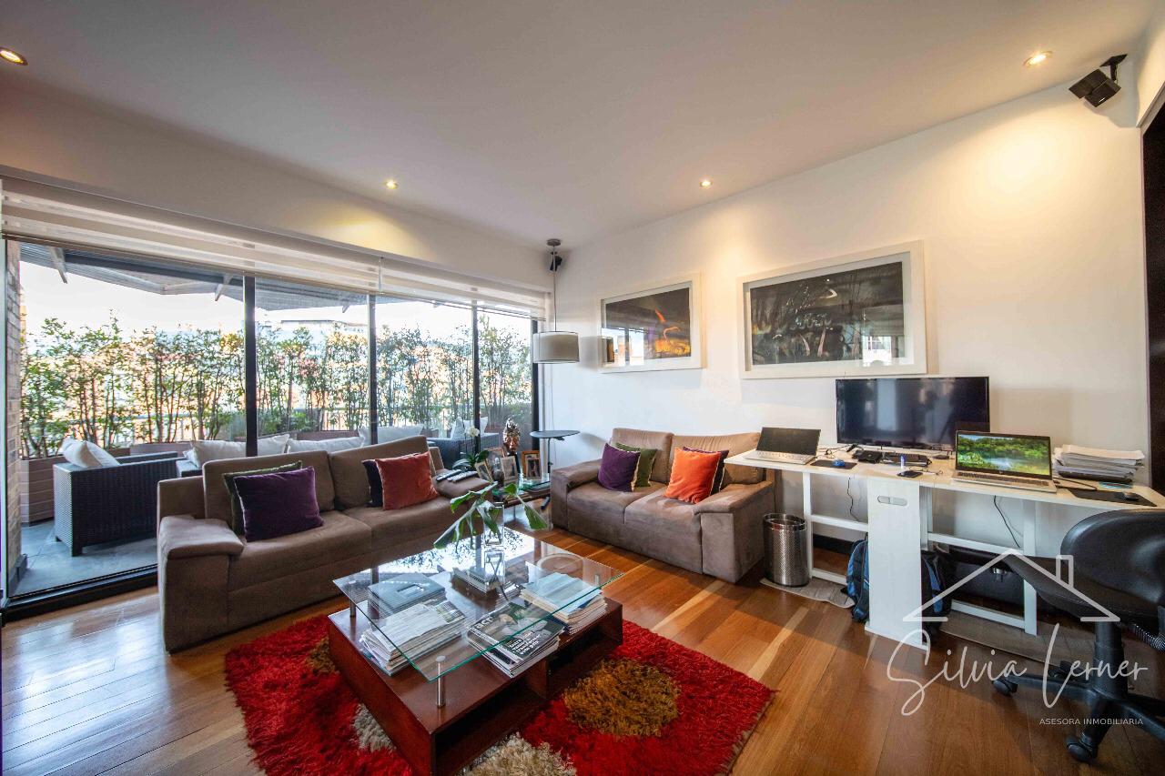 Pent House en venta en barrio Chicó Navarra de Bogotá CO$2.950.000.000