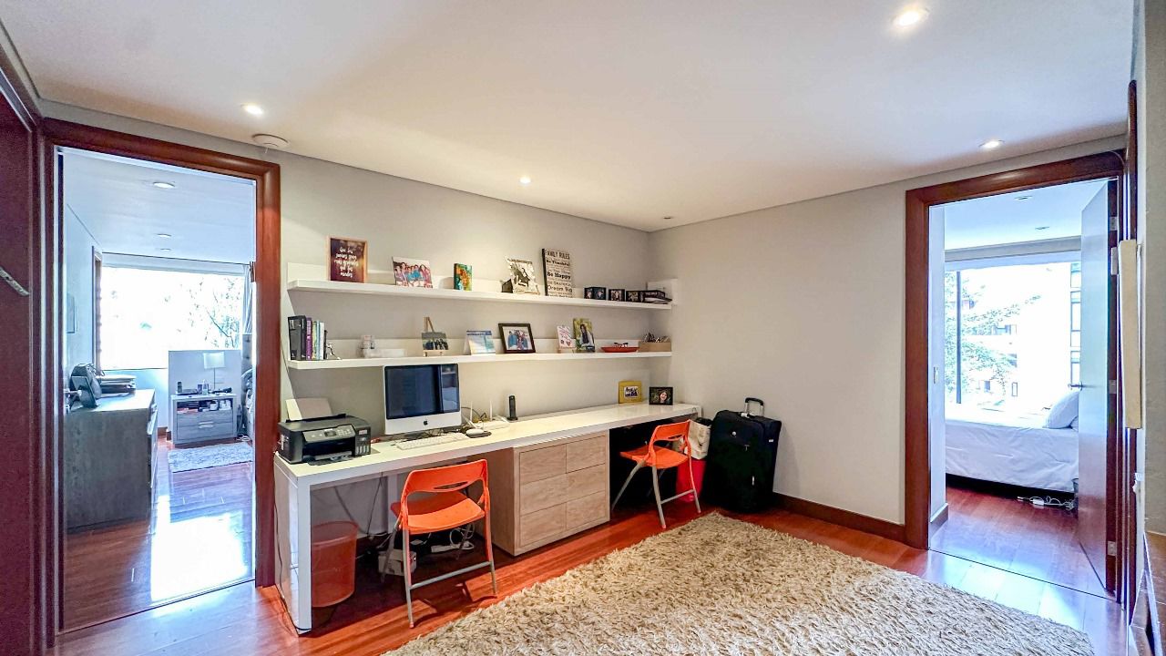 Apartamento en venta Barrio La Cabrera de Bogotá CO$2.990.000.000