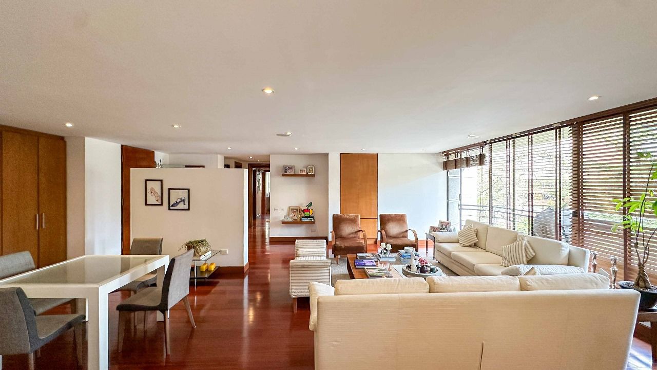 Apartamento en venta Barrio La Cabrera de Bogotá CO$2.990.000.000