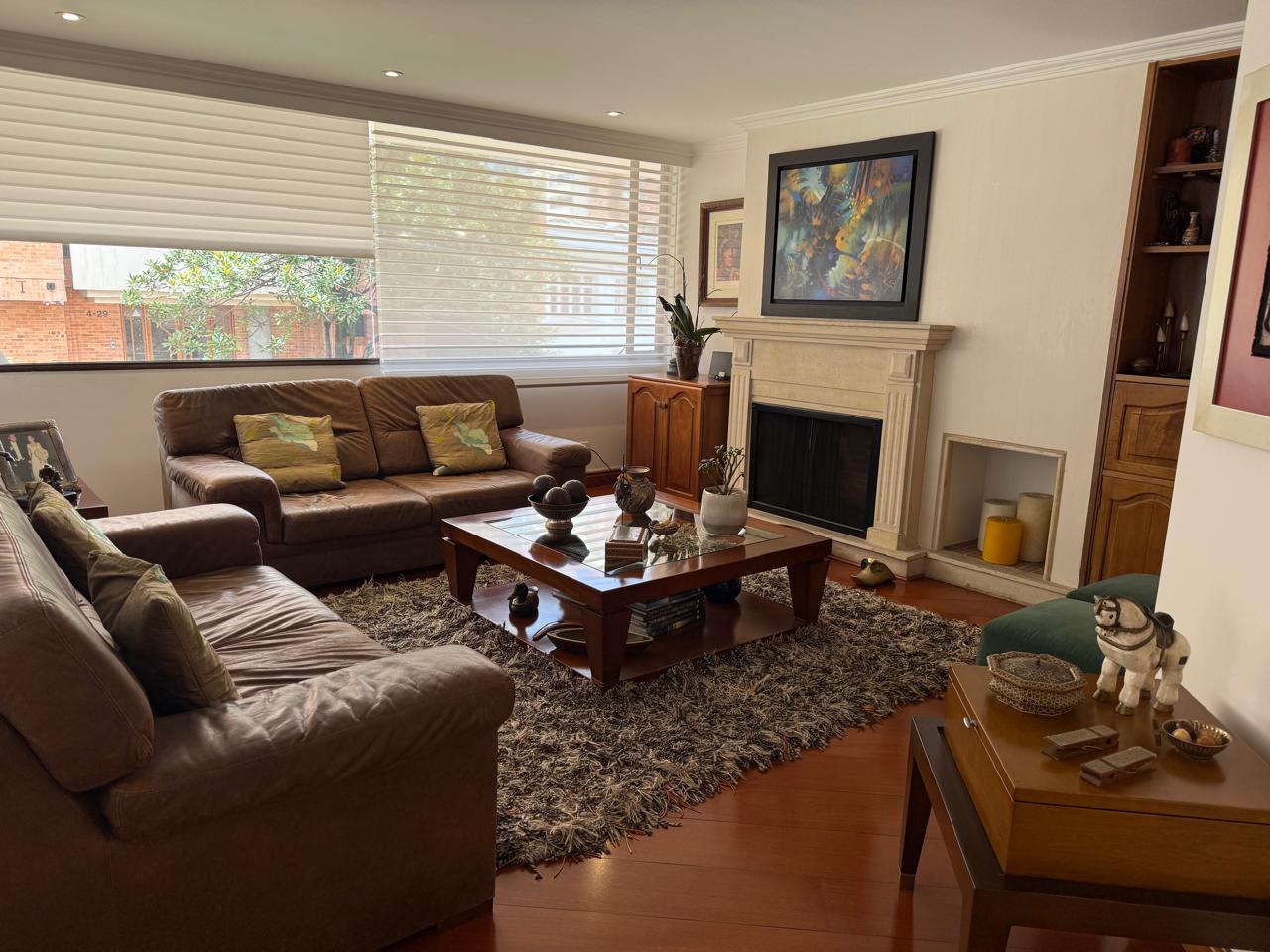 Apartamento en venta barrio Los Rosales de Bogotá CO$1.390.000.000