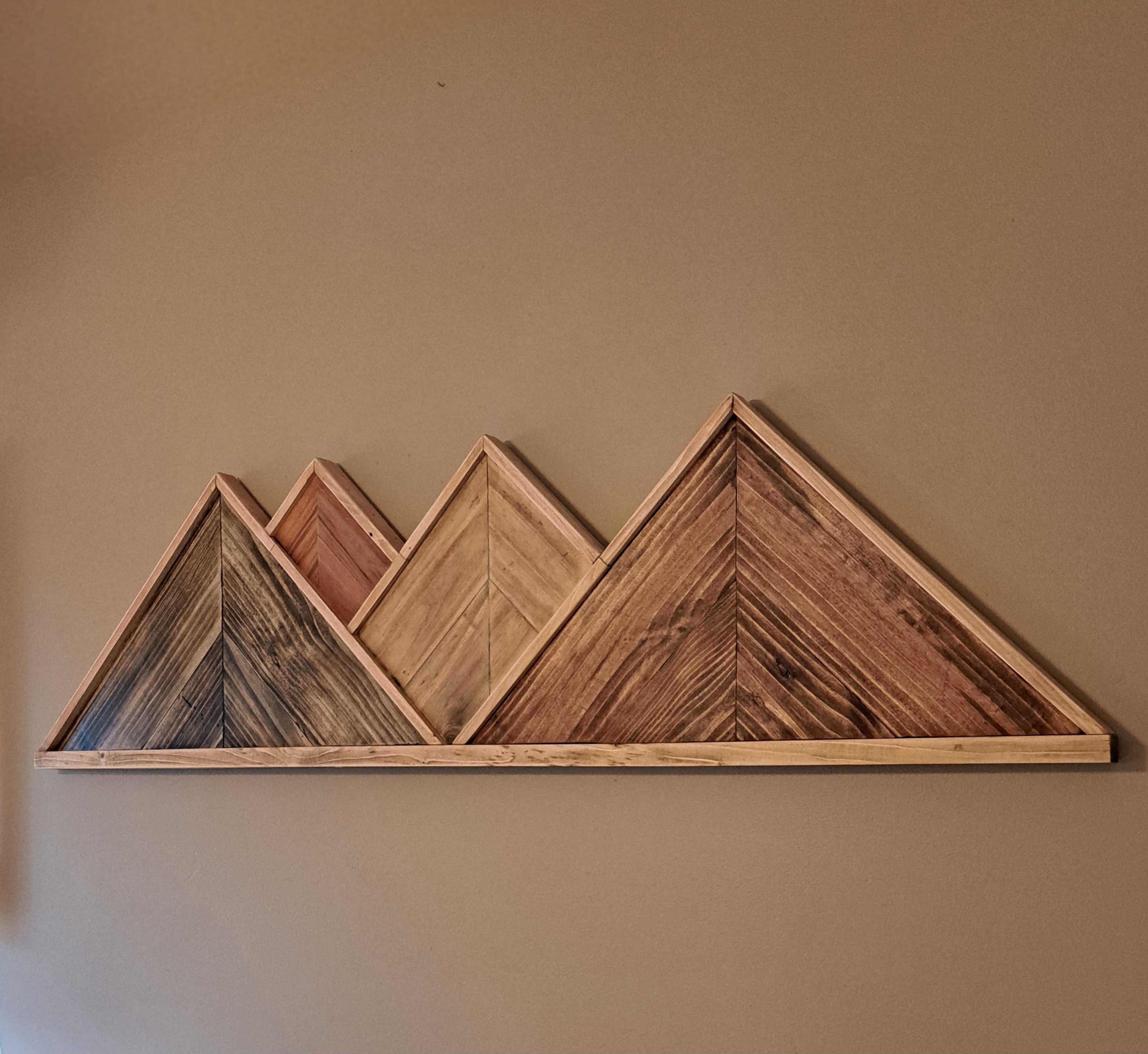 Reclaimed Pallet Wood Rustic Mountains 